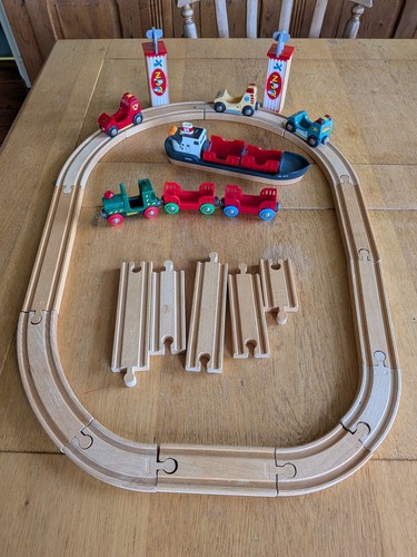 Brio wooden train - wooden, track