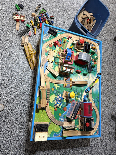 Vintage 2001 thomas - vintage,
