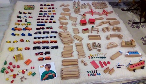 Large 289 piece lot - large,