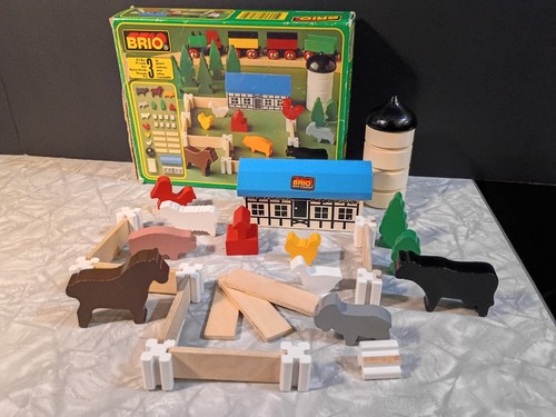 Brio wooden train animal farm - wooden,