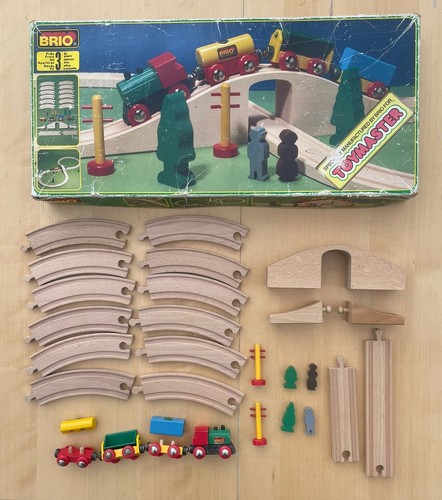 Vintage brio wooden train loop - train,