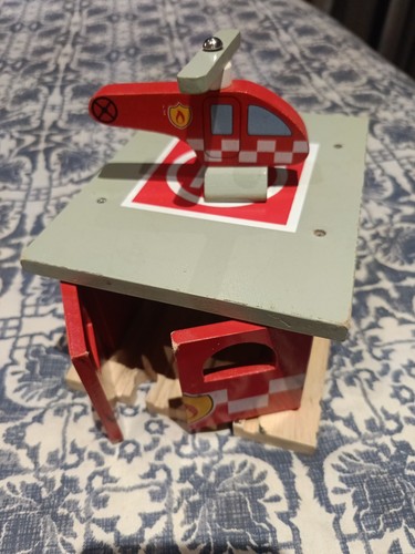 Bigjigs brio rail firestation - rail,