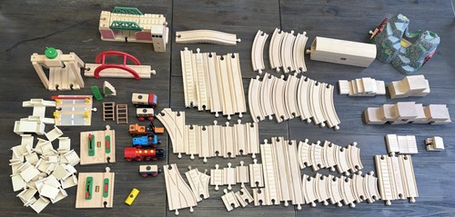 Brio wooden train set - set, lot